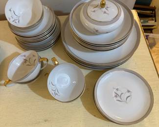 Fine china set