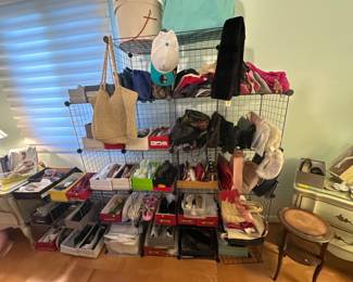 Ladies shoes & Purses