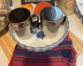 Salt & Pepper Shaker