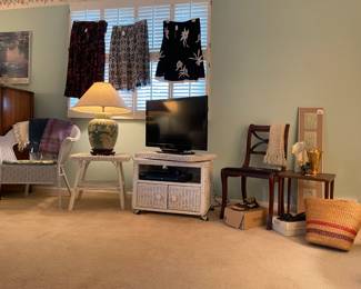 Wicker Furniture, Wooden Chair, Women's Clothing, Decorative Lamp, TV