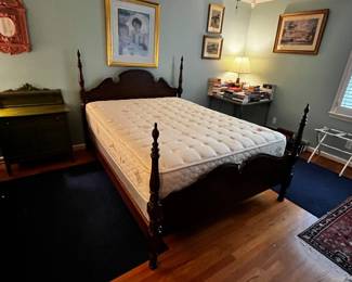 #92	Queen Size Wood 4 post Bed w/Mattress& Boxsprings (stearns and foster)	 $225.00