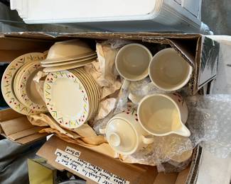 #72	Homer Laughlin 40 Piece Tulip Time China Set	 $20.00