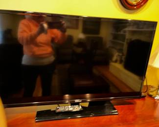 #33	Samsung 40" TV w/remote	 $75.00