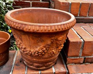 #49	Round Terra Cotta Pot w/grape side design - 12x10	 $20.00