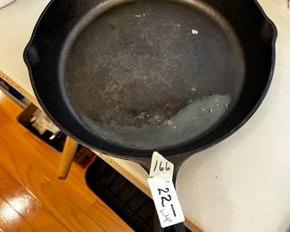#165	Lodge 10SK Skillet	 $22.00