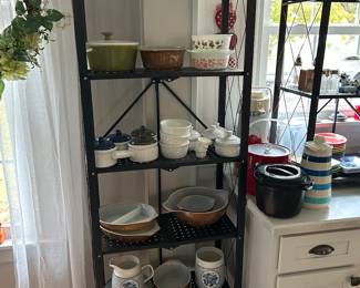 A closer look at vintage Pyrex in patterns such as Colonial, Gooseberry and colored pieces.