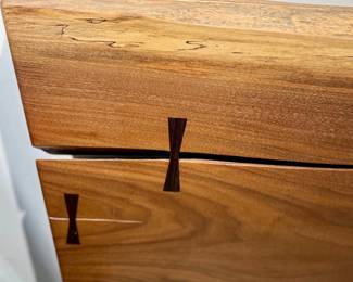 Custom Boyd & Allister Live Edge Walnut Queen Bed w/ Duxiana, stunning design and craftsmanship