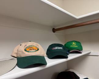 Large Collection of Men & Women's Clothing