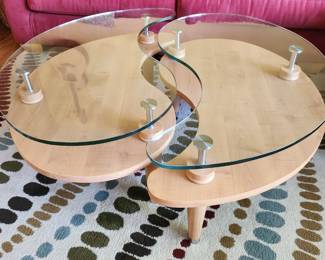 Yin and yang coffe table