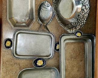Pewter serviceware from Chile