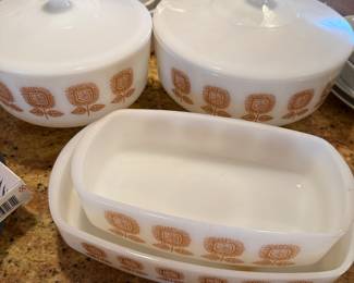 Federal Glass, Sunflower pattern (white milk glass)