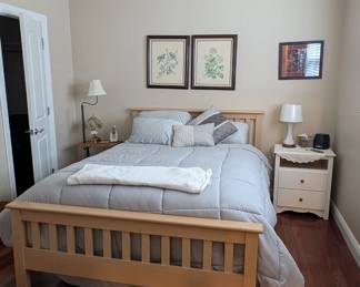 All 4 beds in this house have lift accessories