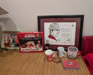 Lots of U of Alabama items