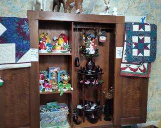 M & M figures, purple dishes, reindeer