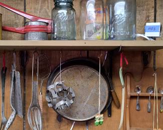 Old jars, antique utensils
