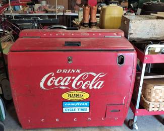 Antique Coke cooler.  Works but needs new cord.