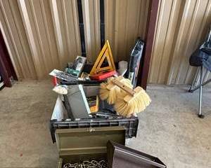 Miscellaneous Construction Materials Lot