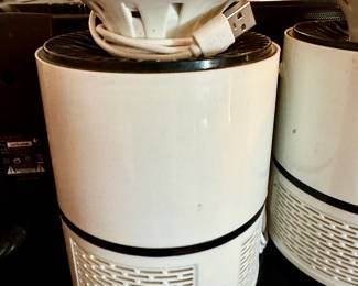 Estate sale in Dallas with collectibles, furniture, tools, kitchenware, clothing, electronics, and holiday décor priced to sell.