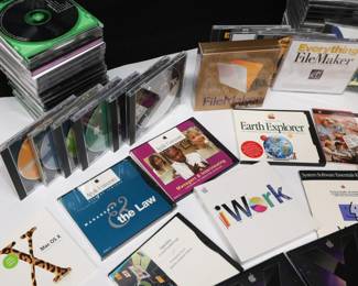 SZ1312 LOT ALL CDs AND Software MAC