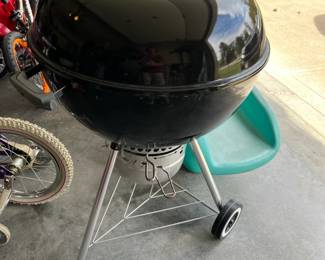Weber charcoal grill. Used only 1 summer. Has cover.