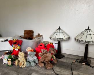 Elmo’s bears lamps 