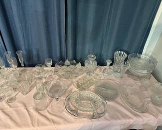 Misc crystal/glass   More to be set out