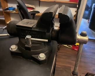 Wilton, heavy duty vice