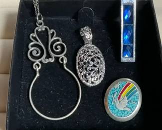 Pendants That Need A Chain