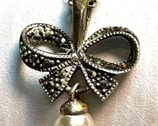Sterling Bow Pearl Pendant Necklace