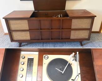 Vintage Penncrest stereo console
