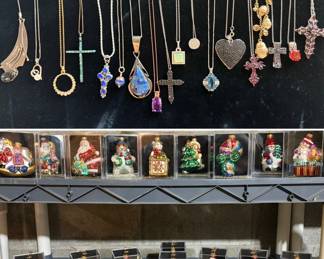Vintage jewelry, Christmas ornaments