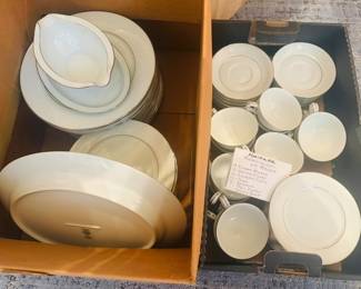 Vintage Noritake Buckingham china - 64 pieces