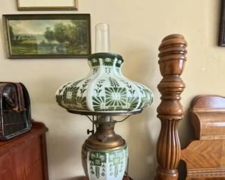 Pittsburgh Floral “Gone With the Wind” Lamp – Hand-Painted Elegance & Early 1900s Craftsmanship