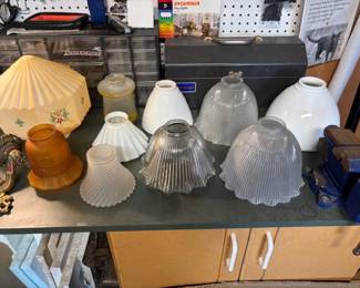 Vintage Holophane Glass Lamp Shades – Mixed Colors & Sizes
Assorted prismatic glass shades in clear, amber, and frosted finishes. Ideal for antique lighting restoration or vintage-inspired décor.