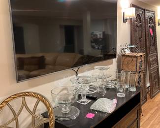 Crystal/Glass cake servers & plain vases. Cake server in front inverts to be a trifle bowl!