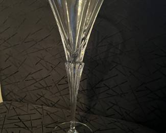 15 crystal white wines and 15 crystal reds...maybe more!