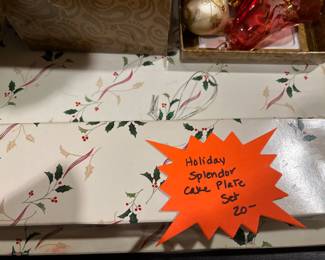 Cake plate and server 