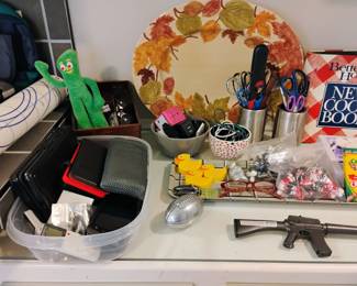 Tons of cellular phones and tablets