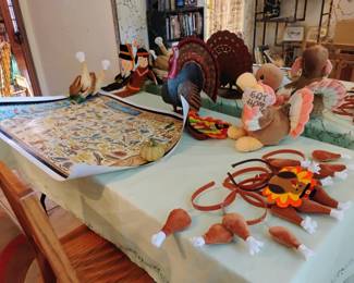 Fall and Thanksgiving decor