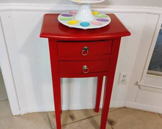 Very nice stand with drawers