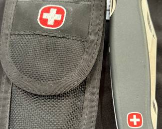 Wenger Delemont Tool Chest Swiss Army