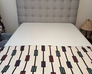 Queen size sleep number bed