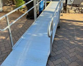 WHEEL CHAIR RAMP