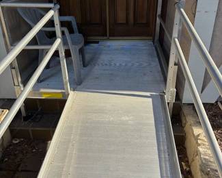 WHEEL CHAIR RAMP