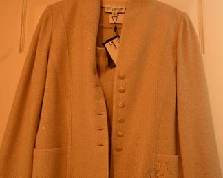 St Johns Suit... never worn size 16