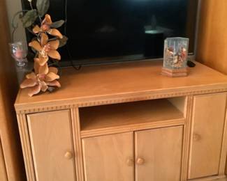 Removable center unit 