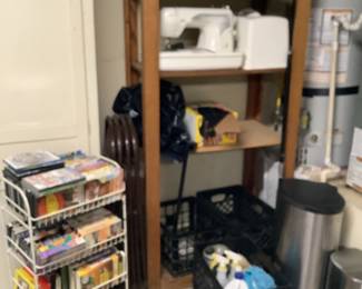 Cassettes, DVDS, VHS