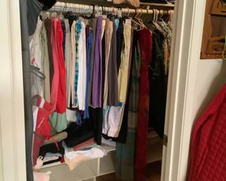 A LOT OF CLOTHES! Pants, sweatshirts, tshirts, dresses…,,