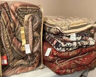 Croscille King Size Comforter Set, Belgium Tapestry Sets