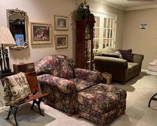 Vintage Home Interiors, Tapestry, Antique 1926 School Desk, Ashley Lamp with Tags, Reproduction Antique Radio with Cassette Player, Design Tuscano Grandfather Clock. Ashley Club Chair and Ottoman, Ashley Green Loveseat with Fruit Basket Design